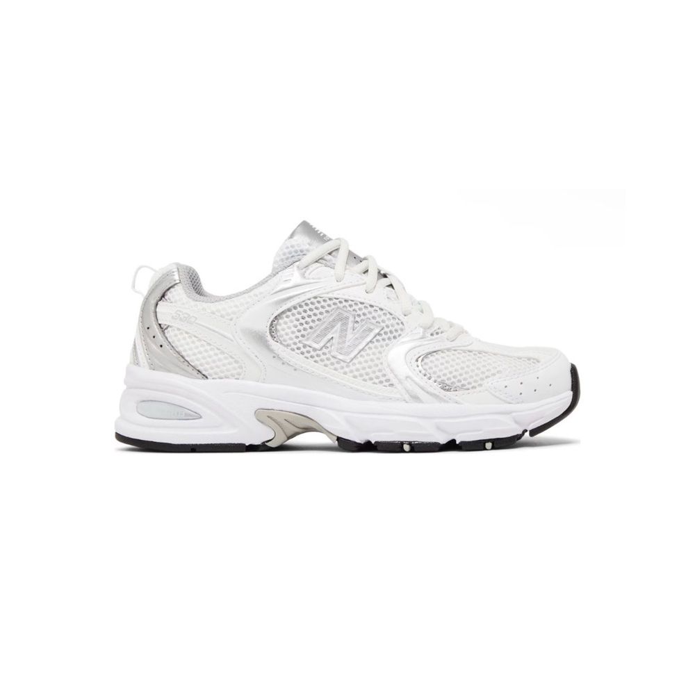 New Balance 2020 530 Silver and White, size 5 men’s/ 6.5 women’s - Picture 2 of 7